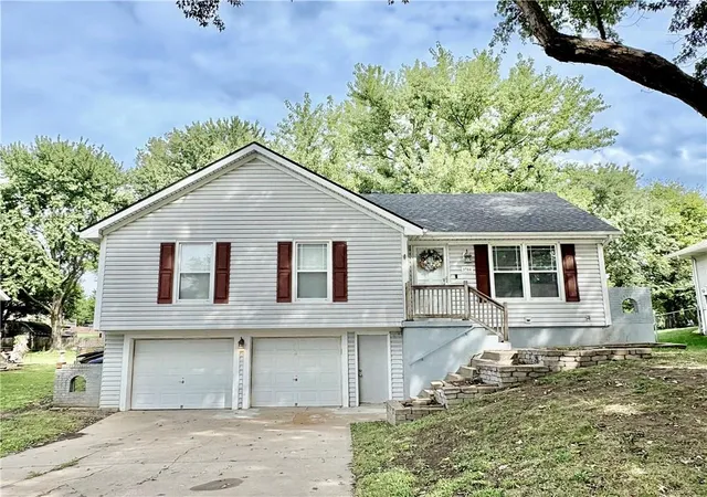 Photo 2 of Single family home for sale at 1704 Cinnabar Dr, Raymore, MO 64083 | MLS# 2644825 | Listing updated on 2026-10-06
