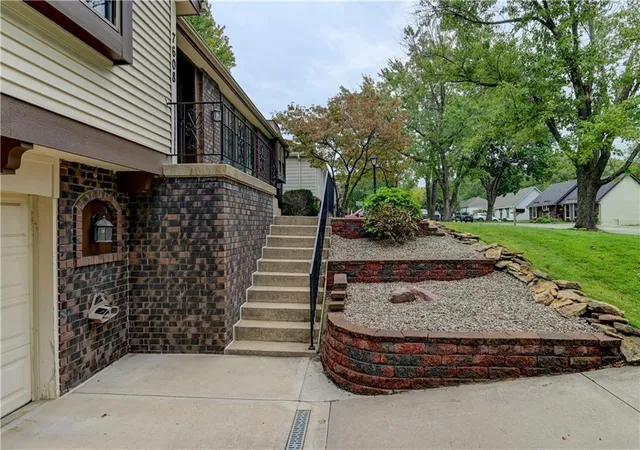 Photo 2 of Single family home for sale at 7608 NW 69th Street, Kansas City, MO 64152 | MLS# 2644839 | Listing updated on 2026-10-03