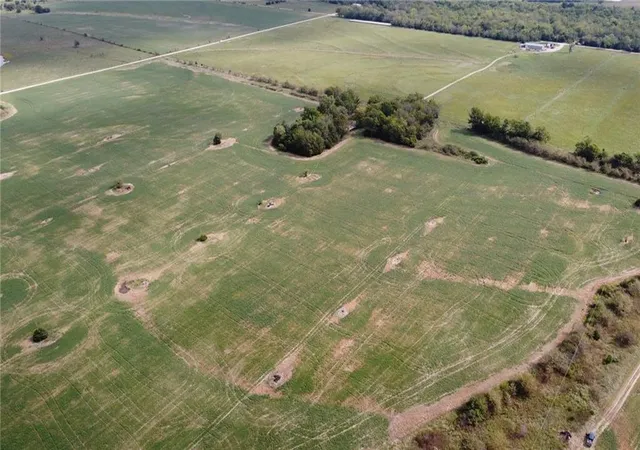 Photo 4 of Land for sale at 00 W 710th Street, Farlington, KS 66734 | MLS# 2644844 | Listing updated on 2026-10-05
