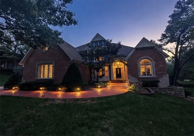 Photo 2 of Single family home for sale at 8436 Pflumm Cir, Lenexa, KS 66215 | MLS# 2644845 | Listing updated on 2026-10-16