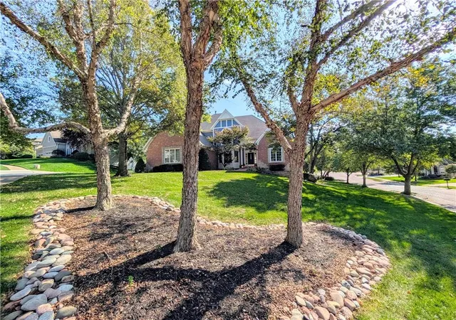 Photo 3 of Single family home for sale at 8436 Pflumm Cir, Lenexa, KS 66215 | MLS# 2644845 | Listing updated on 2026-10-16