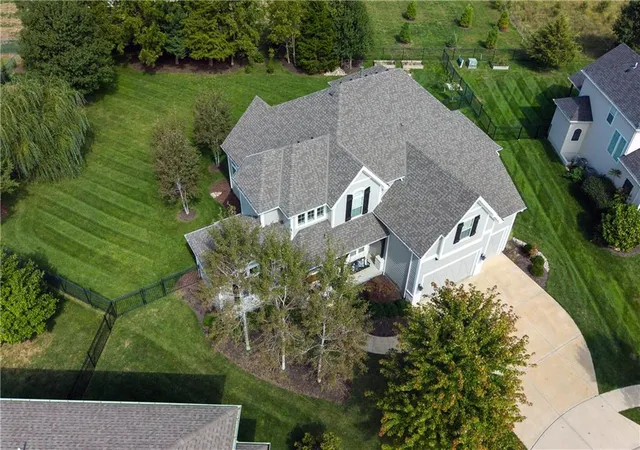 Photo 1 of Sale Pending at 9206 W 177th Terrace, Bucyrus, KS 66013 | MLS# 2644848 | Listing updated on 2026-10-08