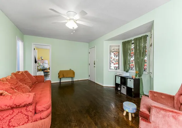 Photo 4 of Single family home for sale at 821 S Boeke St, Kansas City, KS 66105 | MLS# 2644849 | Listing updated on 2026-10-02