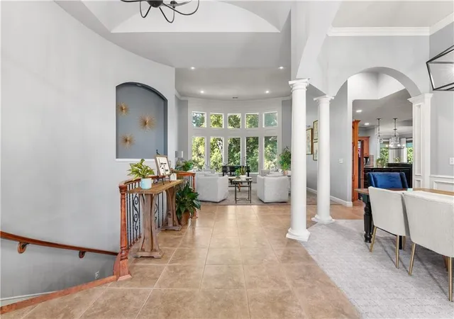 Photo 4 of Single family home for sale at 4324 SE Canter Dr, Lees Summit, MO 64082 | MLS# 2644851 | Listing updated on 2026-10-09