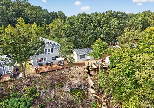 Photo 2 of Single family home for sale at 6 Aces Dr, Edwards, MO 65326 | MLS# 2644863 | Listing updated on 2026-10-02