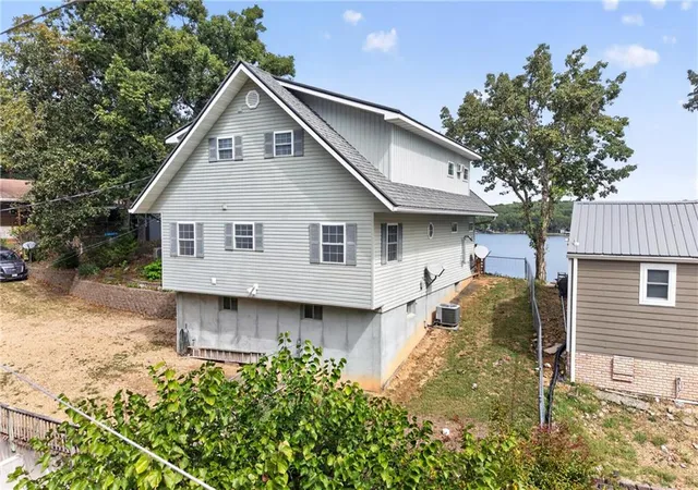 Photo 3 of Single family home for sale at 6 Aces Dr, Edwards, MO 65326 | MLS# 2644863 | Listing updated on 2026-10-02