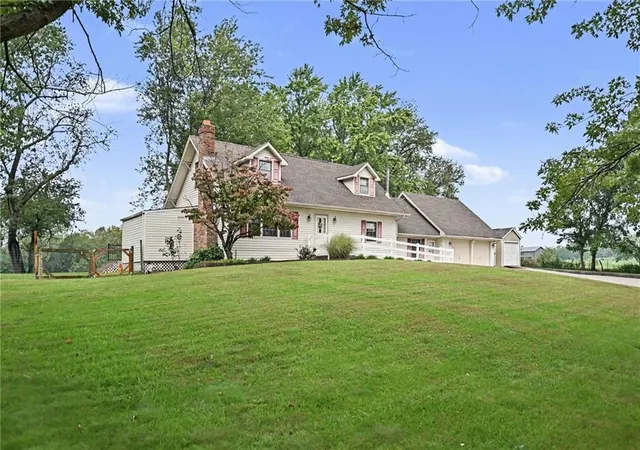 Photo 3 of Single family home for sale at 19308 Snow Rd, Holt, MO 64048 | MLS# 2644866 | Listing updated on 2026-10-05
