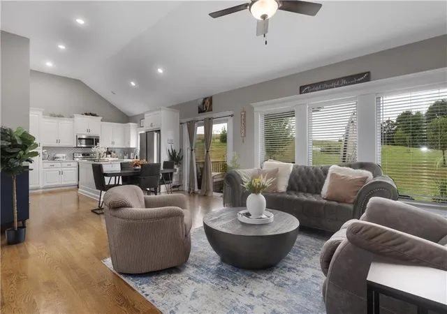 Photo 3 of Single family home for sale at 1 Mackenzie Dr, Saint Joseph, MO 64503 | MLS# 2644868 | Listing updated on 2026-10-03
