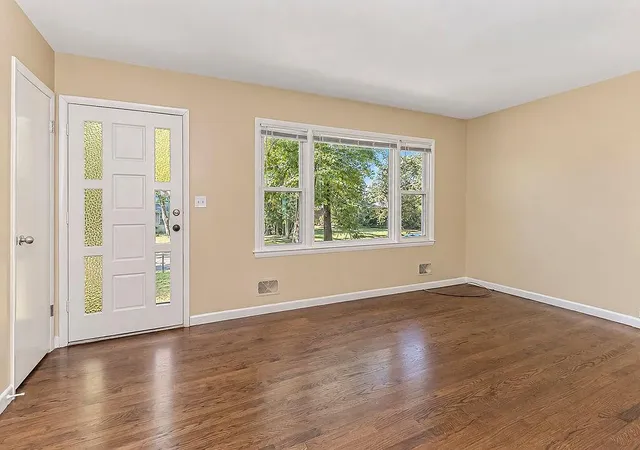 Photo 3 of Single family home for sale at 8105 Hedges Ave, Raytown, MO 64138 | MLS# 2644872 | Listing updated on 2026-10-08