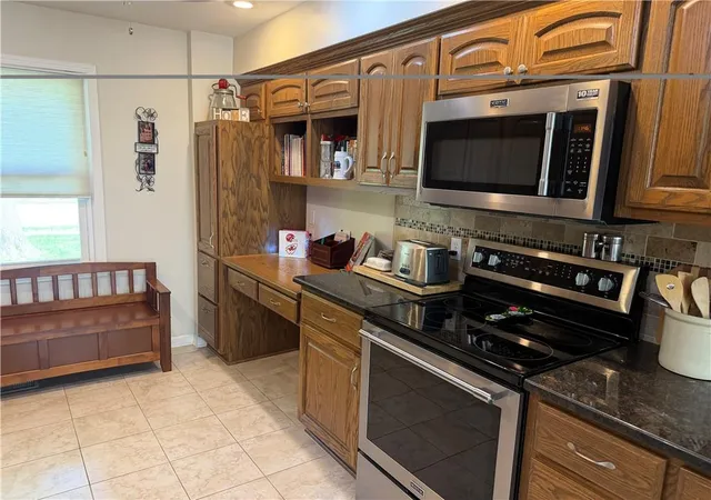 Photo 3 of Single family home for sale at 1917 Thornton St, Leavenworth, KS 66048 | MLS# 2644876 | Listing updated on 2026-10-09