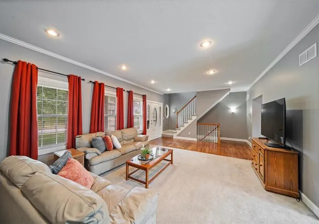 Photo 3 of Single family home for sale at 917 Paw Ln, Liberty, MO 64068 | MLS# 2644883 | Listing updated on 2026-10-09