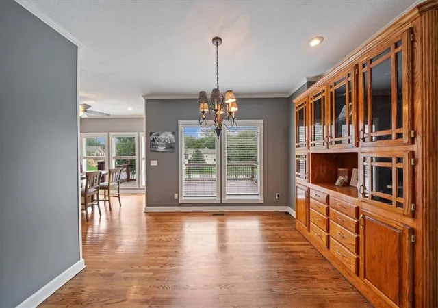 Photo 4 of Single family home for sale at 917 Paw Ln, Liberty, MO 64068 | MLS# 2644883 | Listing updated on 2026-10-09