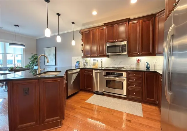 Photo 3 of Condo for sale at 10511 Mission Rd #210, Leawood, KS 66206 | MLS# 2644892 | Listing updated on 2026-10-07