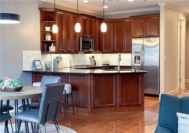 Photo 4 of Condo for sale at 10511 Mission Rd #210, Leawood, KS 66206 | MLS# 2644892 | Listing updated on 2026-10-07
