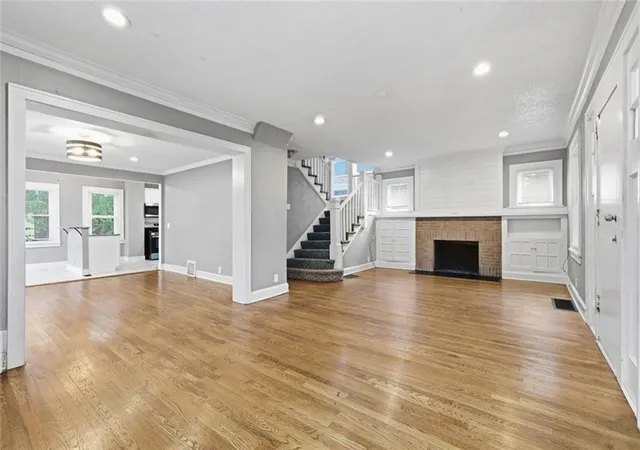 Photo 1 of Single family home for sale at 4404 Benton Blvd, Kansas City, MO 64130 | MLS# 2644894 | Listing updated on 2026-10-29