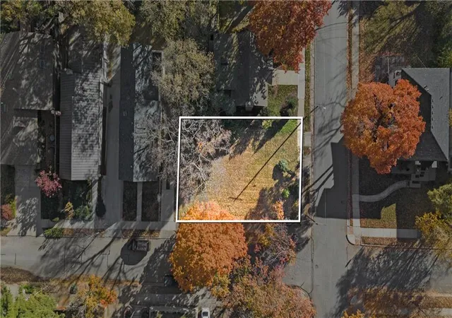 Photo 2 of Land for sale at 1118 W 48th Street, Kansas City, MO 64112 | MLS# 2644900 | Listing updated on 2026-10-02