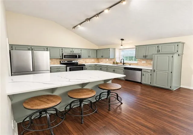 Photo 3 of Single family home for sale at 10430 N Tracy Ave, Kansas City, MO 64155 | MLS# 2644904 | Listing updated on 2026-10-08
