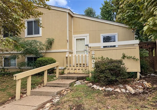 Photo 1 of Multi family home for sale at 8408 Lane Pl, Raytown, MO 64138 | MLS# 2644905 | Listing updated on 2026-10-01