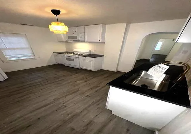 Photo 4 of Single family home for sale at 726 Homer Ave, Kansas City, KS 66101 | MLS# 2644915 | Listing updated on 2026-10-07