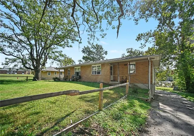 Photo 2 of Multi family home for sale at 6109 Farrow Ave, Kansas City, KS 66104 | MLS# 2644917 | Listing updated on 2026-10-01