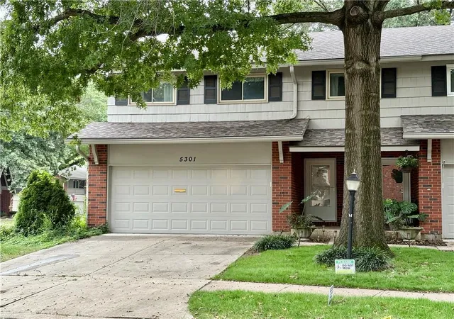 Photo 1 of Condo for sale at 5301 W 103 Place, Overland Park, KS 66207 | MLS# 2644920 | Listing updated on 2026-10-02