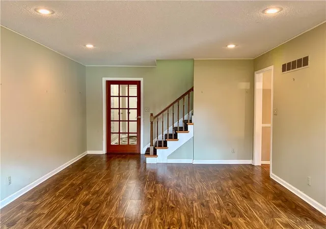 Photo 4 of Condo for sale at 5301 W 103 Place, Overland Park, KS 66207 | MLS# 2644920 | Listing updated on 2026-10-02