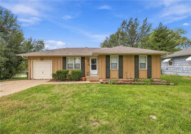 Photo 1 of Single family home for sale at 9416 Manchester Ave, Kansas City, MO 64138 | MLS# 2644923 | Listing updated on 2026-10-08