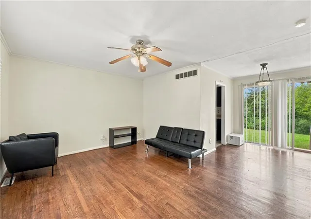 Photo 3 of Single family home for sale at 9416 Manchester Ave, Kansas City, MO 64138 | MLS# 2644923 | Listing updated on 2026-10-08