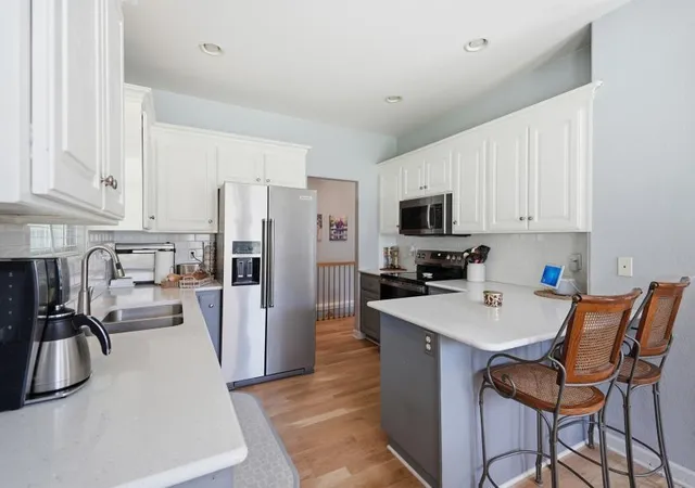 Photo 3 of Single family home for sale at 16911 Tucker Ct, Basehor, KS 66007 | MLS# 2644928 | Listing updated on 2026-10-19
