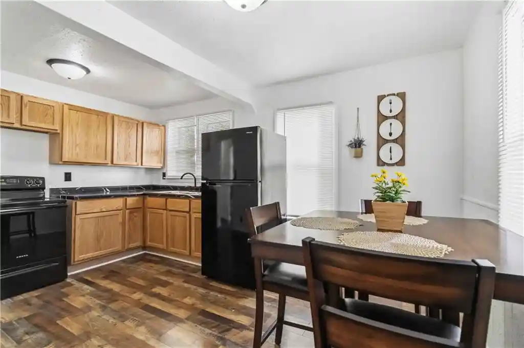 Photo 4 of Single family home for sale at 9615 E 18th Street, Independence, MO 64052 | MLS# 2644933 | Listing updated on 2026-10-08