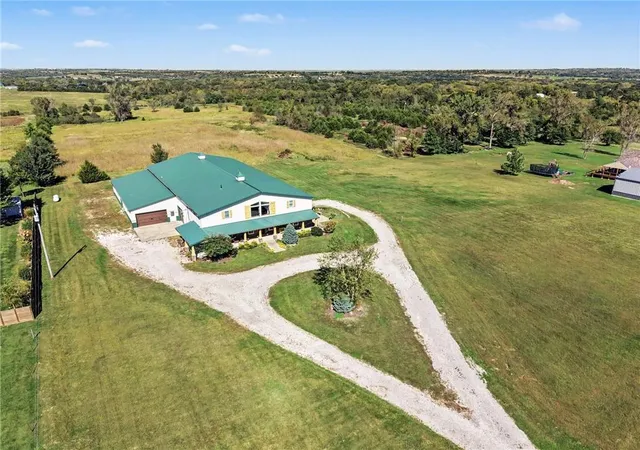 Photo 1 of Single family home for sale at 21936 Linwood Rd, Linwood, KS 66052 | MLS# 2644935 | Listing updated on 2026-10-05