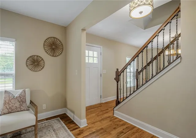 Photo 2 of Single family home for sale at 1807 S Kiowa Ct, Olathe, KS 66062 | MLS# 2644937 | Listing updated on 2026-10-06