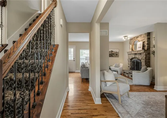 Photo 3 of Single family home for sale at 1807 S Kiowa Ct, Olathe, KS 66062 | MLS# 2644937 | Listing updated on 2026-10-06