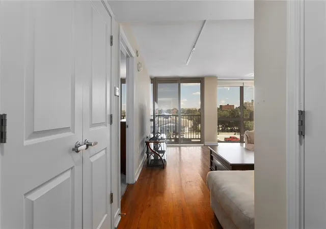 Photo 4 of Condo for sale at 600 Admiral Blvd #604, Kansas City, MO 64106 | MLS# 2644942 | Listing updated on 2026-10-01