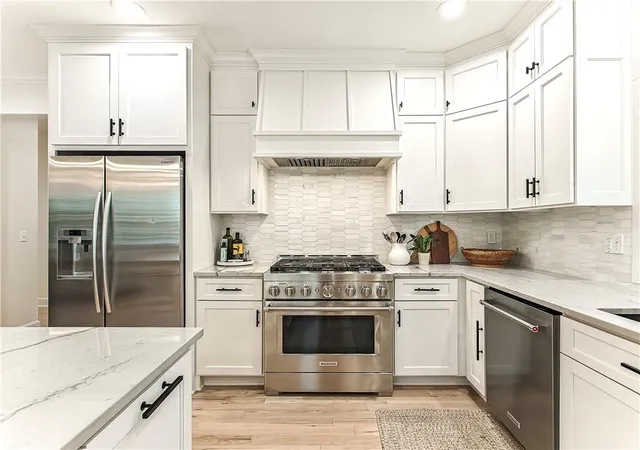 Photo 4 of Single family home for sale at 11151 S Whitetail Ln, Olathe, KS 66061 | MLS# 2644946 | Listing updated on 2026-10-01
