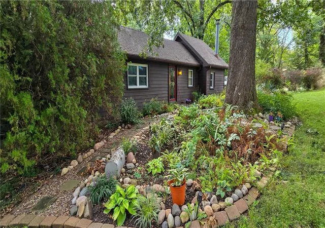 Photo 1 of Single family home for sale at 2649 Indiana Ter, Ottawa, KS 66067 | MLS# 2644951 | Listing updated on 2026-10-03