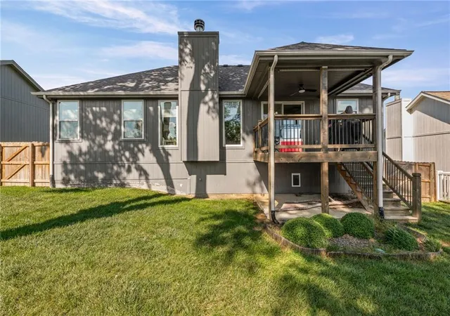 Photo 2 of Single family home for sale at 1501 Ne 196th Street, Smithville, MO 64089 | MLS# 2644952 | Listing updated on 2026-10-02