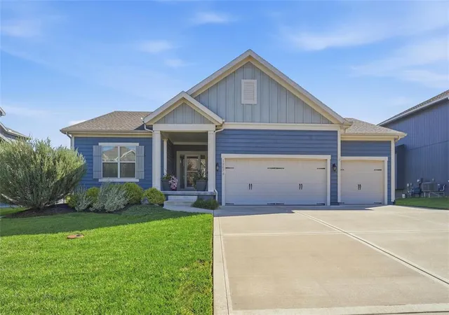 Photo 2 of Single family home for sale at 12073 S Pine St, Olathe, KS 66061 | MLS# 2644961 | Listing updated on 2026-10-09