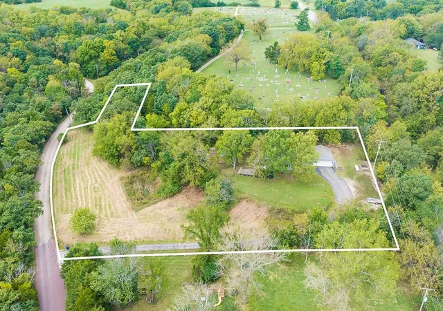 Photo 1 of Single family home for sale at 18357 228th Street, Tonganoxie, KS 66086 | MLS# 2644968 | Listing updated on 2026-10-03