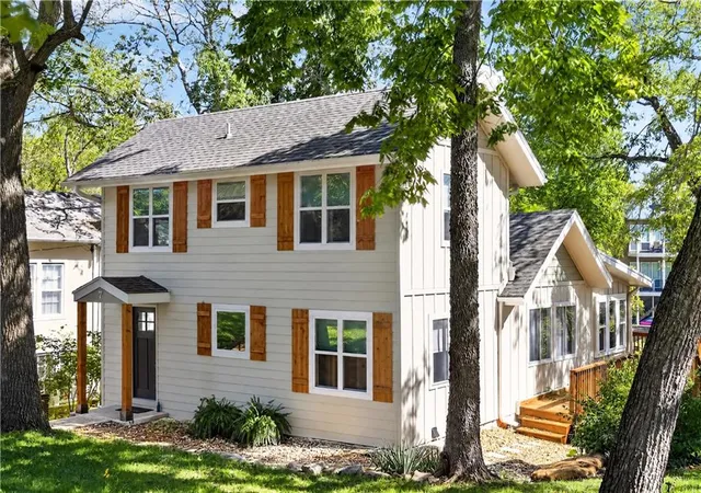 Photo 1 of Single family home for sale at 7 & 95 H St, Lees Summit, MO 64086 | MLS# 2644981 | Listing updated on 2026-10-03