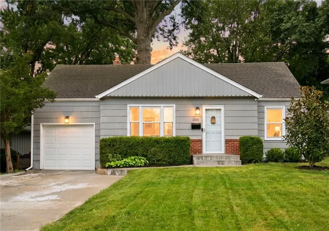 Photo 3 of Single family home for sale at 2001 W 73rd Street, Prairie Village, KS 66208 | MLS# 2644985 | Listing updated on 2026-10-05