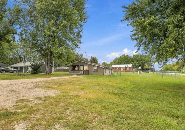 Photo 27 of Sale Pending at 206 SW 1671st Road, Kingsville, MO 64061 | MLS# 2644993 | Listing updated on 2026-10-06