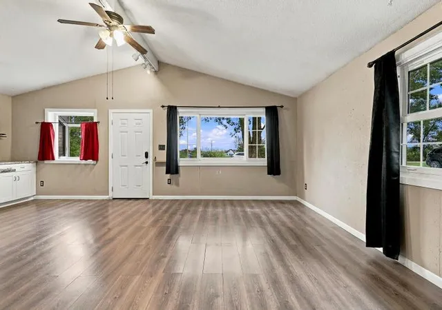 Photo 4 of Sale Pending at 206 SW 1671st Road, Kingsville, MO 64061 | MLS# 2644993 | Listing updated on 2026-10-06