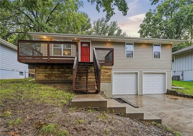 Photo 1 of Single family home for sale at 519 Ne 98th Place, Kansas City, MO 64155 | MLS# 2644997 | Listing updated on 2026-10-08