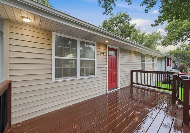 Photo 3 of Single family home for sale at 519 Ne 98th Place, Kansas City, MO 64155 | MLS# 2644997 | Listing updated on 2026-10-08