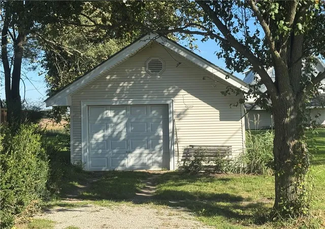 Photo 2 of Single family home for sale at 14361 Zane Ave, Kidder, MO 64649 | MLS# 2645009 | Listing updated on 2026-10-09