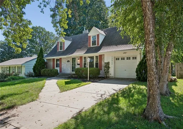 Photo 1 of Single family home for sale at 3909 NE 50th Street, Kansas City, MO 64119 | MLS# 2645016 | Listing updated on 2026-10-08