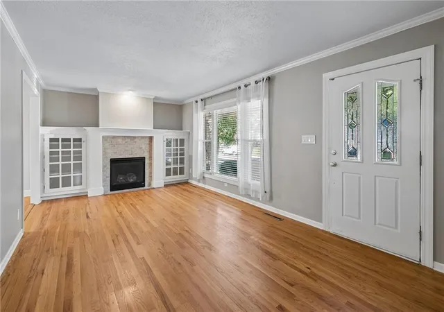 Photo 3 of Single family home for sale at 3909 NE 50th Street, Kansas City, MO 64119 | MLS# 2645016 | Listing updated on 2026-10-08