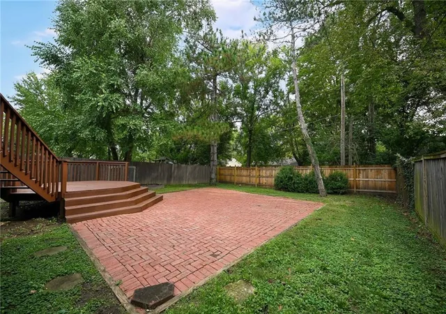 Photo 32 of Sale Pending at 4727 Booth St, Westwood, KS 66205 | MLS# 2645021 | Listing updated on 2026-10-04