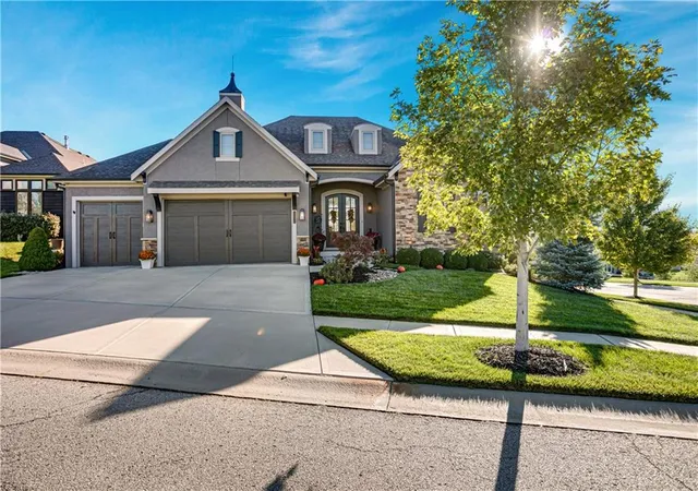 Photo 1 of Single family home for sale at 17225 Bradshaw St, Overland Park, KS 66221 | MLS# 2645022 | Listing updated on 2026-10-09